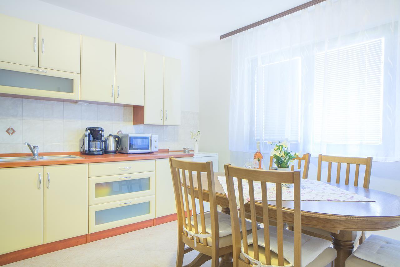 Apartment Ante スルニュ エクステリア 写真