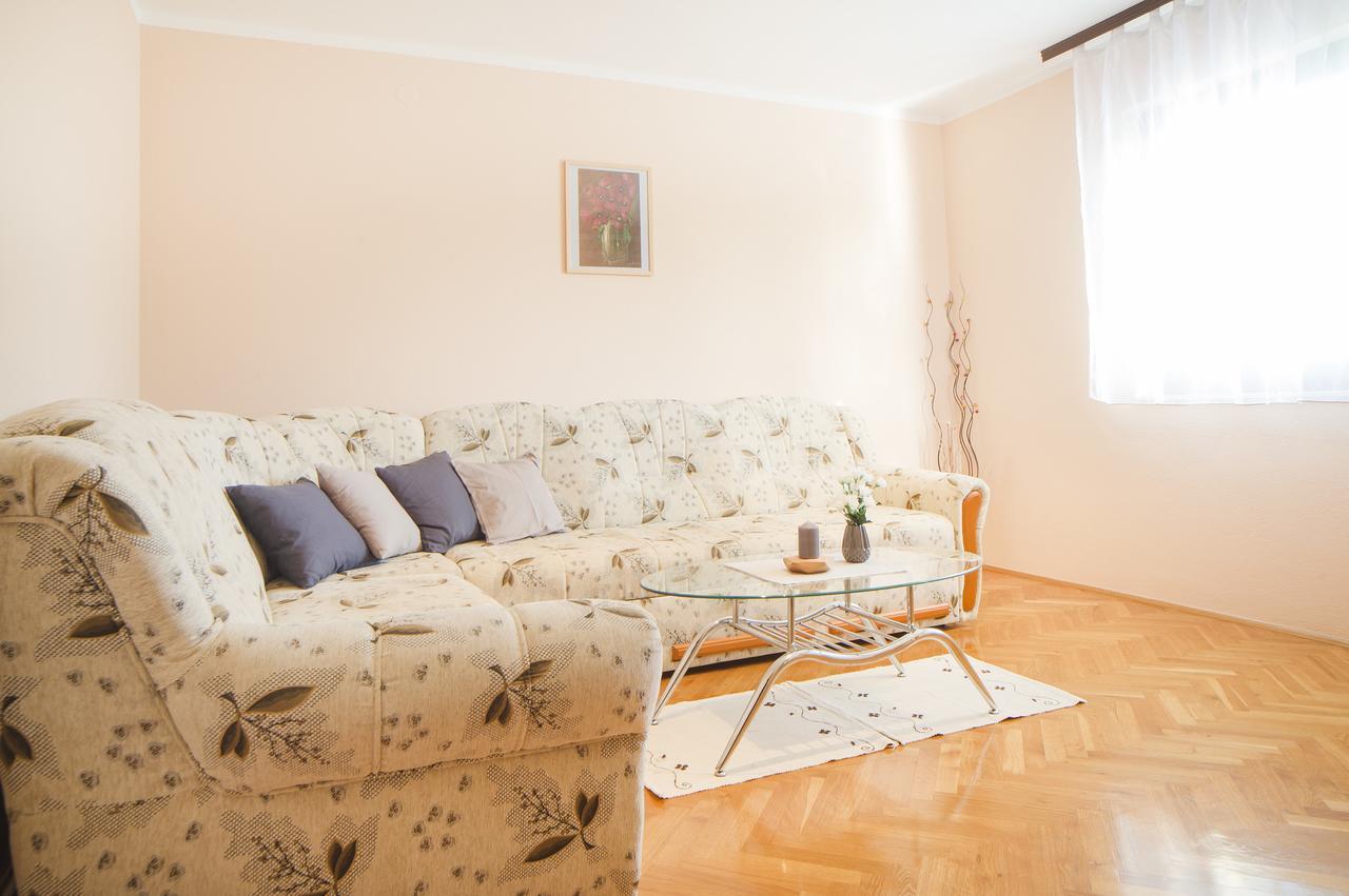 Apartment Ante スルニュ エクステリア 写真